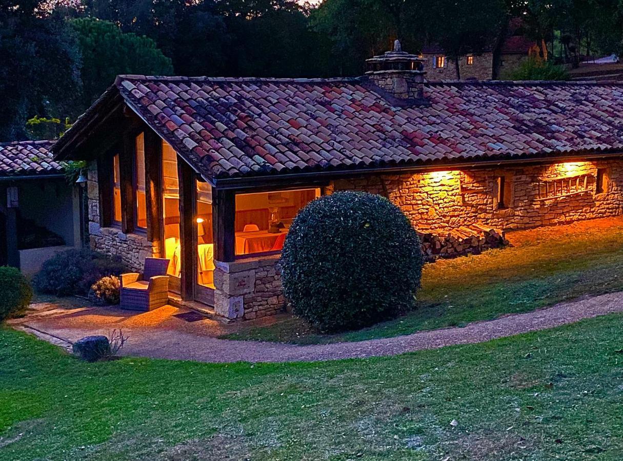 Eco-Hameau Du Sentier Des Sources Villa Сарла-ла-Канеда Екстериор снимка