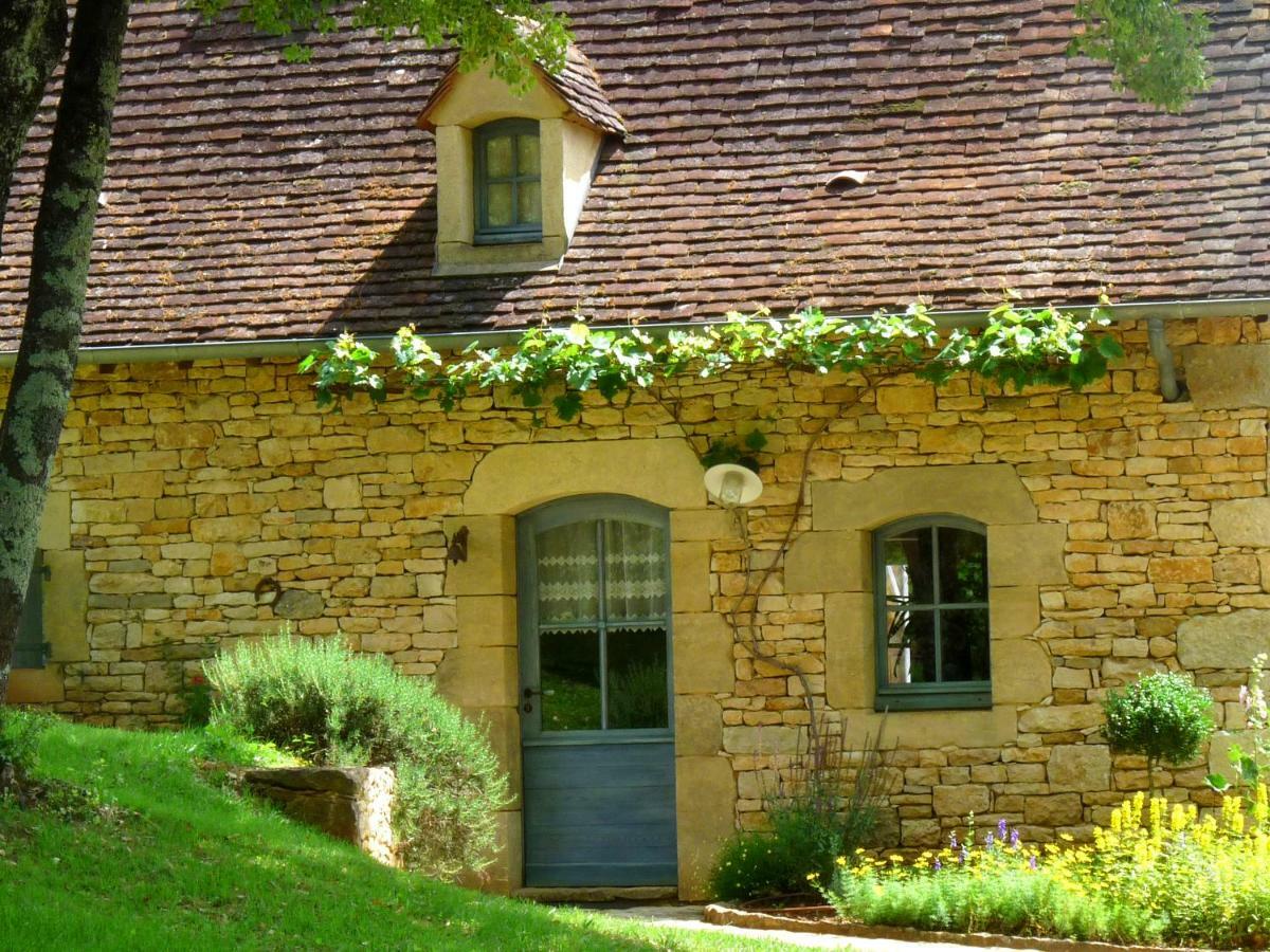 Eco-Hameau Du Sentier Des Sources Villa Сарла-ла-Канеда Екстериор снимка